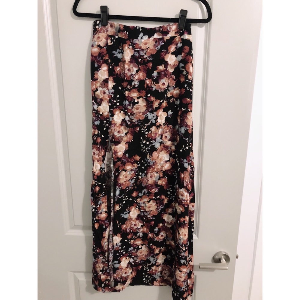 High-Waisted Floral Skirt